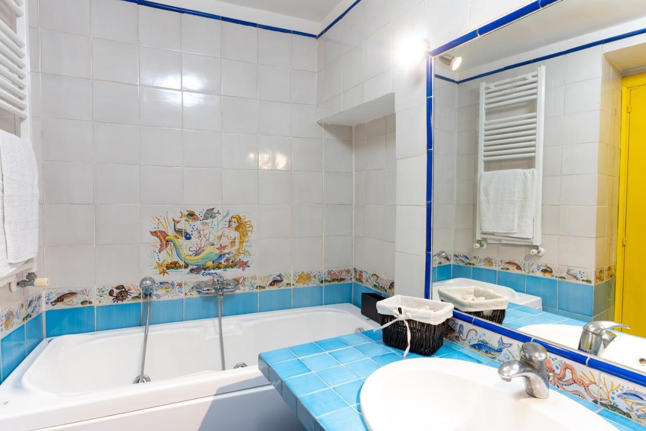 Dimora Del Fico - Appartamento Elegante E Spazioso Napoli Eksteriør billede